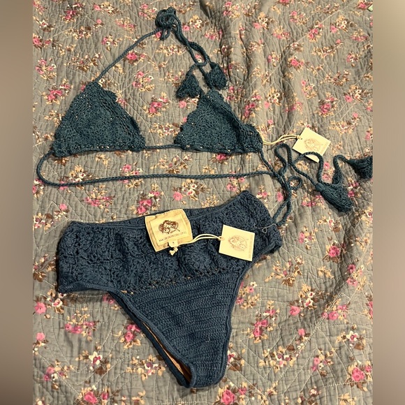 CU bikini - Picture 3 of 6